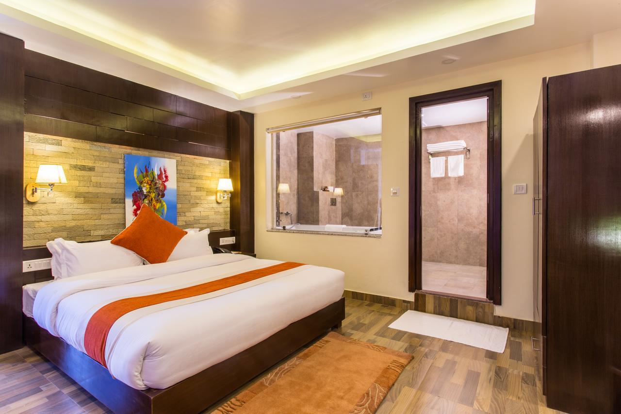 Bodhi Suites Boutique Hotel And Spa Pokhara Ngoại thất bức ảnh