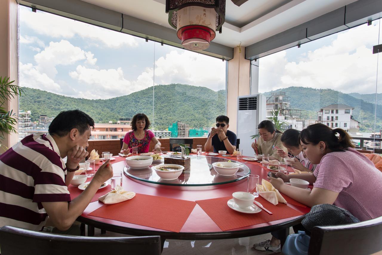 Bodhi Suites Boutique Hotel And Spa Pokhara Ngoại thất bức ảnh